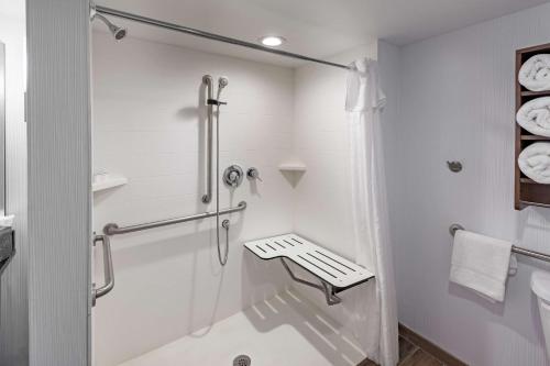 Homewood Suites Greensboro - image 6