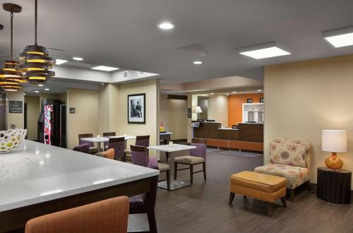Előcsarnok, Hampton Inn Greenville/Travelers Rest in Travelers Rest (SC)