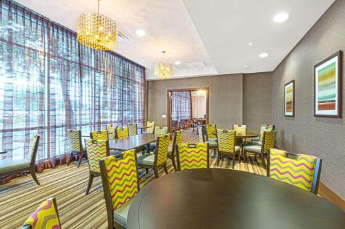 Homewood Suites by Hilton Houston Downtown - image 12