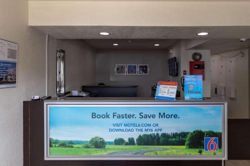 Előcsarnok, Motel 6 Lufkin, TX in Lufkin (Texas)