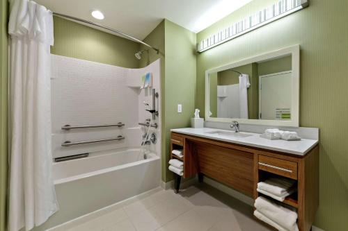 Home2 Suites by Hilton Gulfport MS - image 6