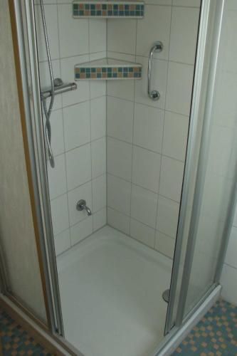 Two-Bedroom Apartment with Balcony image 5