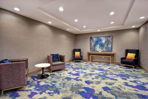 Homewood Suites By Hilton Orange New Haven - image 6
