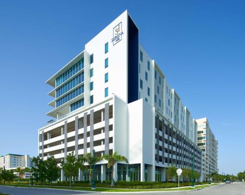 SERENA Hotel Aventura Miami, Tapestry Collection by Hilton in Aventura, USA