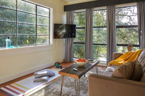 Mine and Farm, The Inn at Guerneville, CA - 편의 시설/서비스