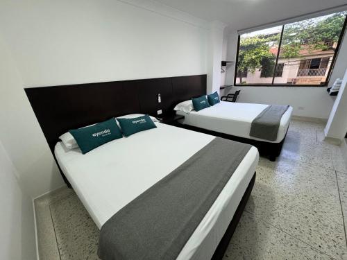 Quadruple Room with Private Bathroom image 1
