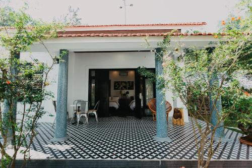 Orestay Halong Garden Villas