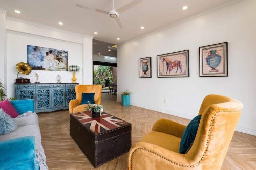 Orestay Halong Garden Villas