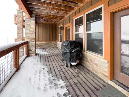 Ideal Condo 2 Minute Drive to Deer Valley Ideal Condo 2 Minute Drive to Deer Valley