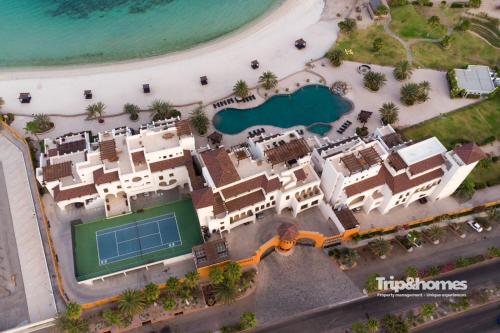Playa de La Paz 1 Br Luxury Condo & access to Beach Club in La Paz, Mexico