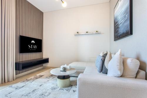 STAY BY LATINEM Luxury 1BR Holiday Home CVR A2504 near Burj Khalifa, Dubai (foto 2)
