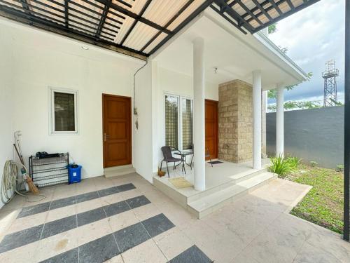 Three-Bedroom House image 7