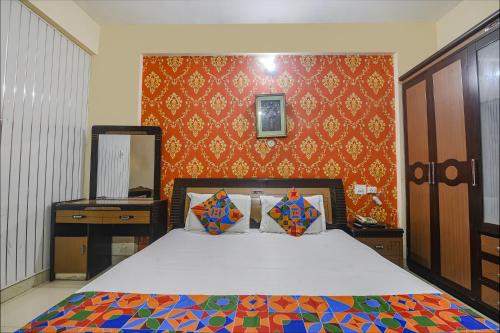 FabHotel Maadhavam Residence