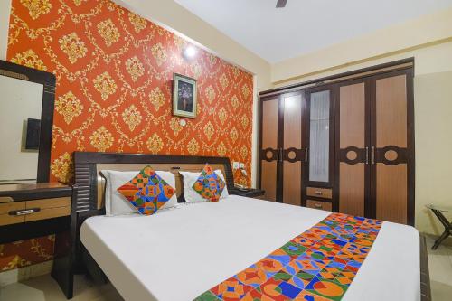 B&B Patna - FabHotel Maadhavam Residence - Bed and Breakfast Patna