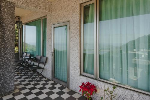 Mountain Traveler Inn in Jiu Fen