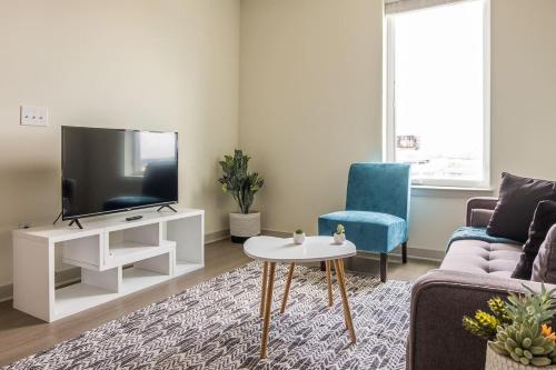 TWO Stunning Nulu CozySuites in Louisville, USA