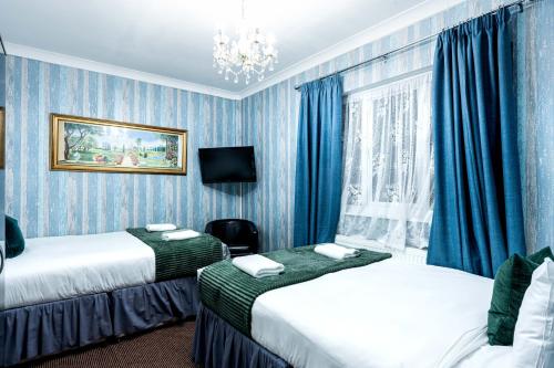 room detail thumbnail 0