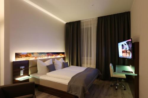 room detail thumbnail 0