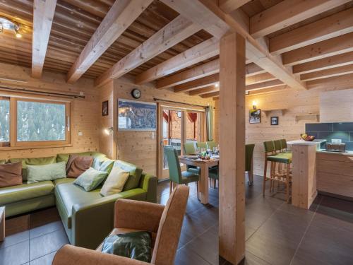 Etringa 8 - Chalet Mitoyen - BO Immobilier- remises sur les forfaits de skis Châtel ou Portes du soleil, Châtel (Foto 5)