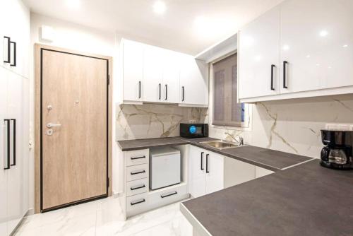Studio Apartment in the center of Athens - image 6