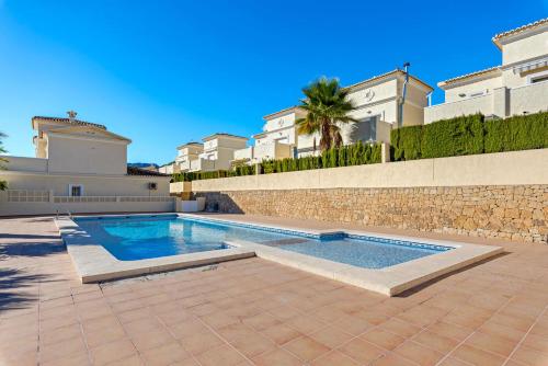 Three-Bedroom Villa image 5