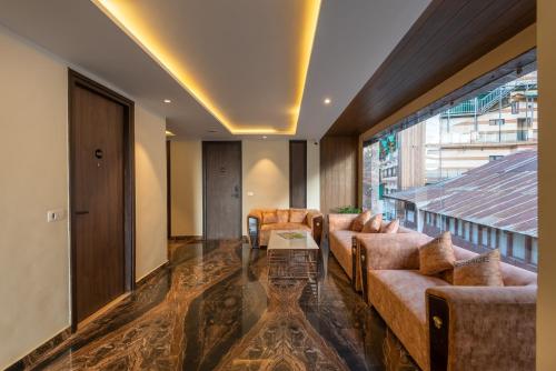 The Seasons Dalhousie - Best Valley View & Mountain View AC Hotel in Dalhousie in Dalhousie