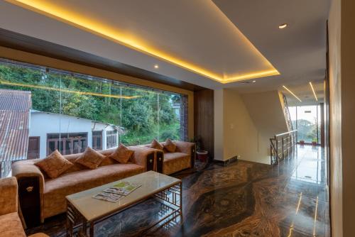 The Seasons Dalhousie - Best Valley View & Mountain View AC Hotel in Dalhousie in Dalhousie