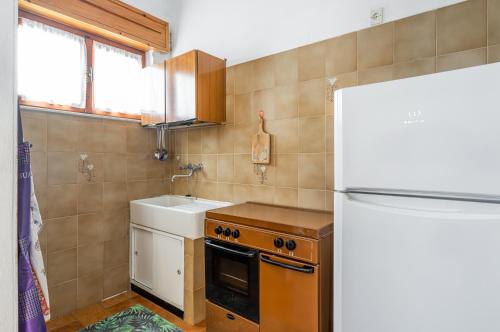 Spiaggia di Buggerru-Roomy Apartment with Balcony!