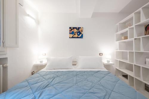 Studio Apartment image 10