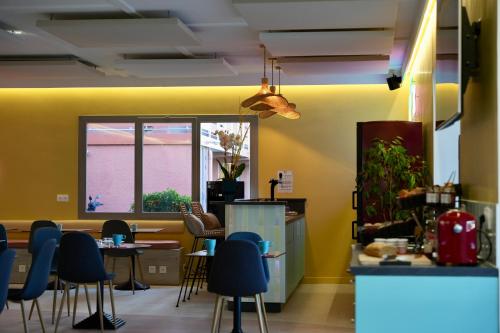 Sure Hotel by Best Western Biarritz Aeroport - image 2