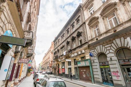 Central and Cozy - in Vivid Neighbourhood