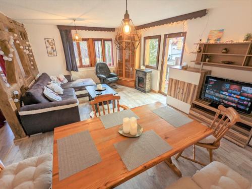 Urlaubsmagie - Ferienwohnung Moosgrund - Balkon, Sauna & Saisonaler Pool - UT, Sebnitz (foto 7)