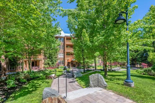 Hilton Grand Vacations Club Whistler in Whistler, Canada