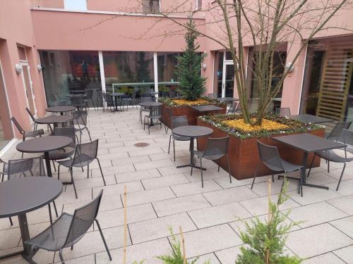 Balcony/terrace, Ibis Budget Zurich Airport in Zürich
