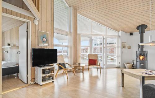 Stunning Home In Sydals With Wifi in Sydals