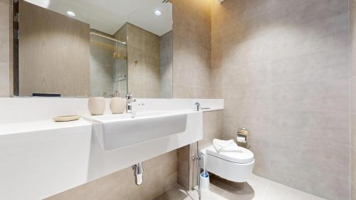 Primestay - District One Residences 7 1BR MBR - image 8