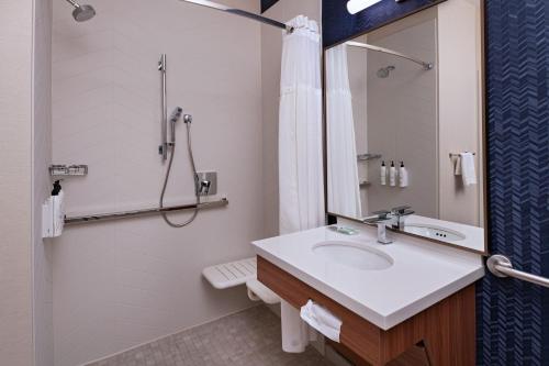 Fairfield Inn & Suites Kansas City Airport, Kansas City (foto 6)