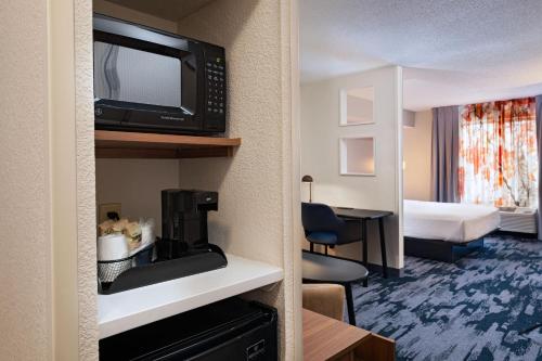 Fairfield Inn & Suites Kansas City Airport, Kansas City (foto 11)
