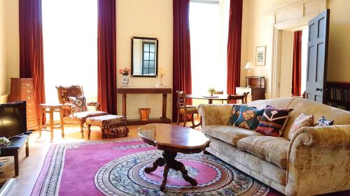 Spacious 2-Bedroom Georgian Edinburgh City Apartment, Edinburgh (fotografie 9)