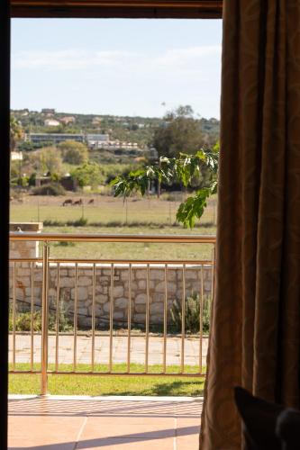 Niriides Luxury Villas - image 14