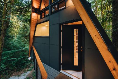 The Treeframe Cabin