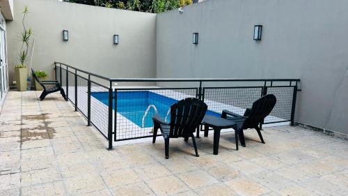 Basen, Bernabe Boulevard in Barrio Sur