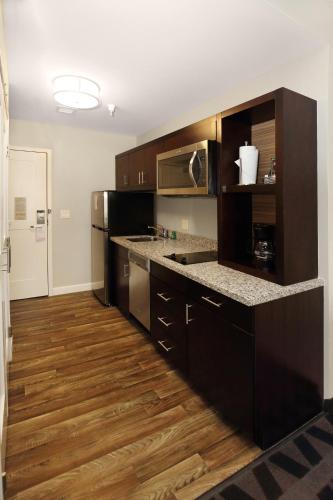 TownePlace Suites by Marriott Grove City Mercer/Outlets in Grove City, USA