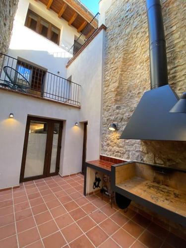 Létesítmények, Ca la tita Casa rural**** in La Salzadella