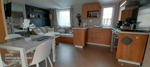 Facilities, Mobil'Home neuf Camping Montourey a Frejus near Les Coloniaux
