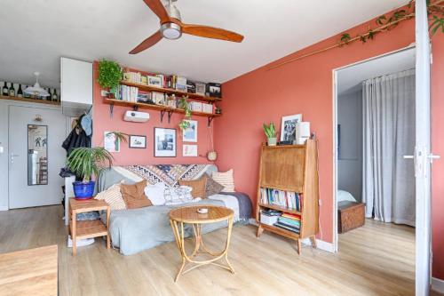 Residor - Appartement cosy et lumineux - Location saisonnière - Saint-Ouen-sur-Seine