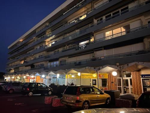 Luxueux Appartement Jacuzzi proche de Paris in Bougival