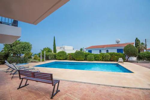 Neo Chorio Village Apartment in 尼奧奇奧利奧