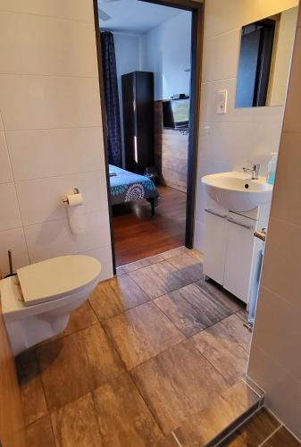 M Hostel - image 5