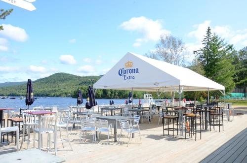 Huge condo in front of Tremblant ski resort, Mont-Tremblant (Foto 5)